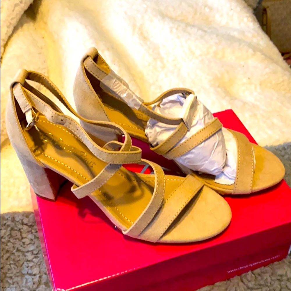 Dream pairs 5 1/2 heels